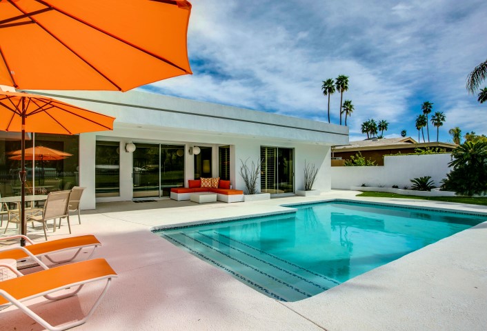 Peak Pool 7